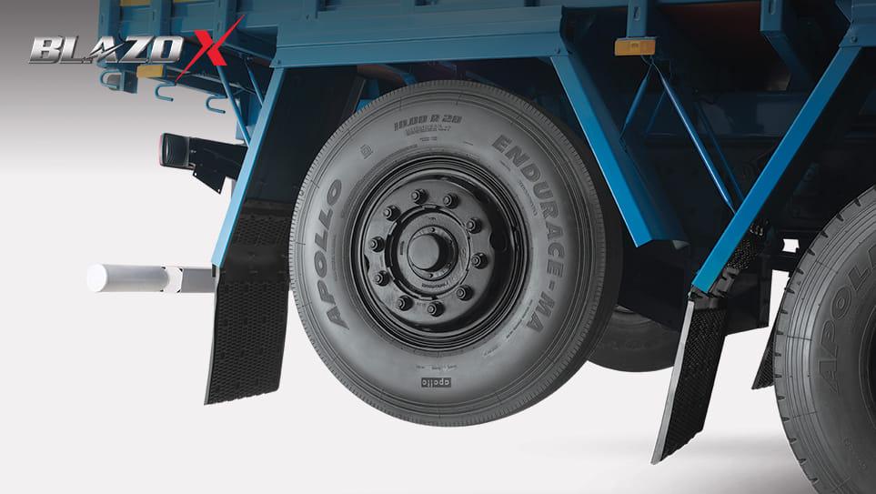 Mahindra Blazo X 42